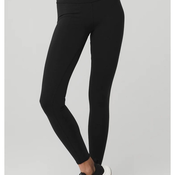 Alo yoga pants - Picture 5 of 6